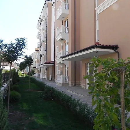 Antorini * スヴェティ・ヴラス