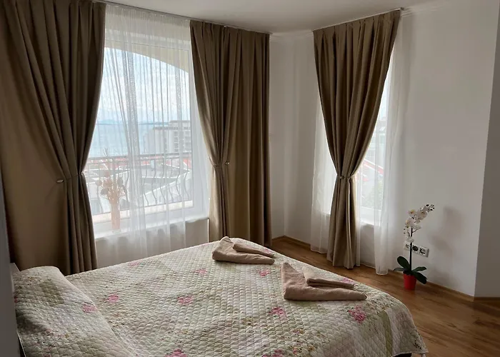 Apartament Antorini *